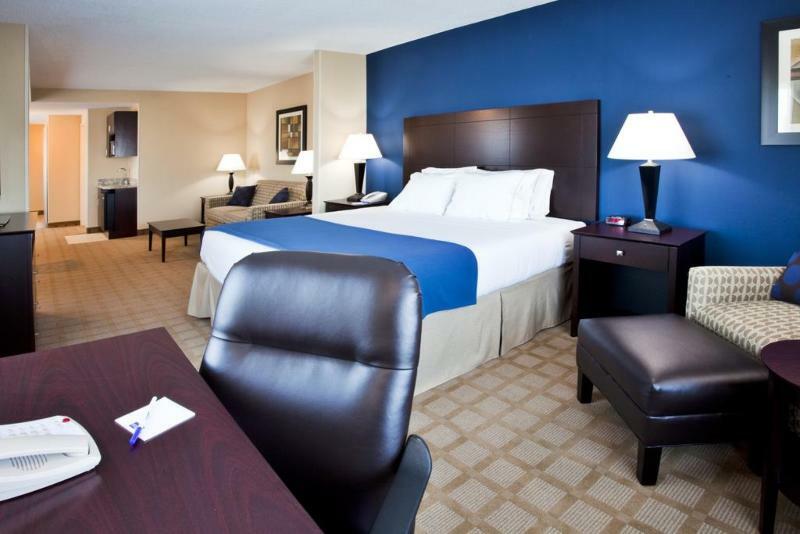 Holiday Inn Express Hotel & Suites Fort Pierce West المظهر الخارجي الصورة